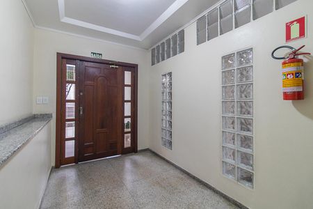 Apartamento à venda com 235m², 3 quartos e 2 vagasHall social