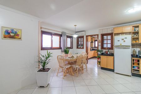 Apartamento à venda com 235m², 3 quartos e 2 vagasCozinha