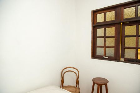 Casa à venda com 191m², 2 quartos e 2 vagas Casa à venda com 191m², 2 quartos e 2 vagasQuarto de Serviço