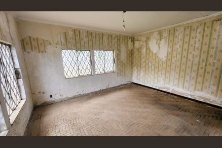 Casa à venda com 802m², 3 quartos e 4 vagas