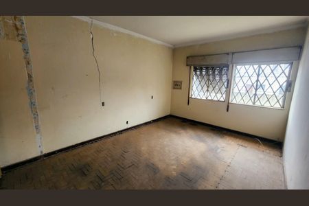 Casa à venda com 802m², 3 quartos e 4 vagas