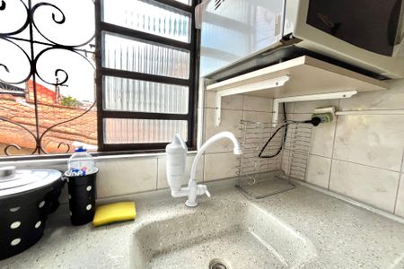 Casa à venda com 190m², 3 quartos e 2 vagas Casa à venda com 190m², 3 quartos e 2 vagasEdícula