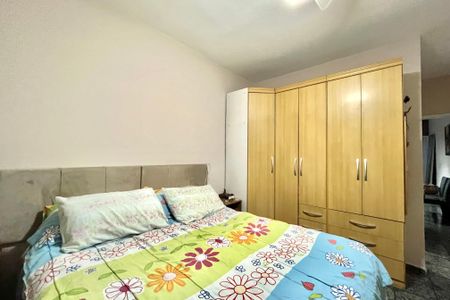 Casa à venda com 190m², 3 quartos e 2 vagas Casa à venda com 190m², 3 quartos e 2 vagasSuite