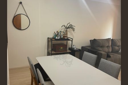 Apartamento à venda com 103m², 4 quartos e 1 vaga Apartamento à venda com 103m², 4 quartos e 1 vagaSala