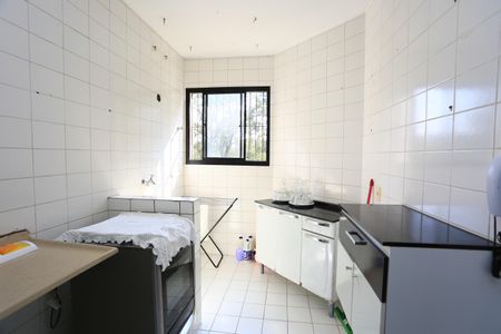 Apartamento à venda com 56m², 2 quartos e 1 vaga Apartamento à venda com 56m², 2 quartos e 1 vagaCozinha