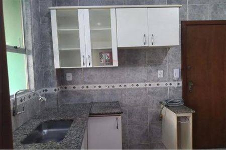 Apartamento para alugar com 100m², 3 quartos e 2 vagas Apartamento para alugar com 100m², 3 quartos e 2 vagasCozinha