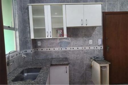 Apartamento para alugar com 100m², 3 quartos e 2 vagas Apartamento para alugar com 100m², 3 quartos e 2 vagasCozinha