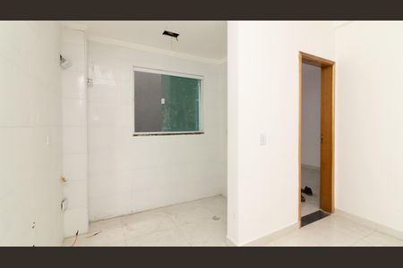 Apartamento para alugar com 41m², 2 quartos e sem vaga Apartamento para alugar com 41m², 2 quartos e sem vagaCozinha e Área de Serviço
