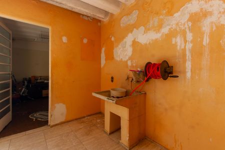 Casa à venda com 220m², 2 quartos e 4 vagas Casa à venda com 220m², 2 quartos e 4 vagasÁrea de Serviço