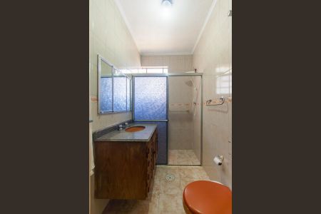 Casa à venda com 220m², 2 quartos e 4 vagas Casa à venda com 220m², 2 quartos e 4 vagasBanheiro 2