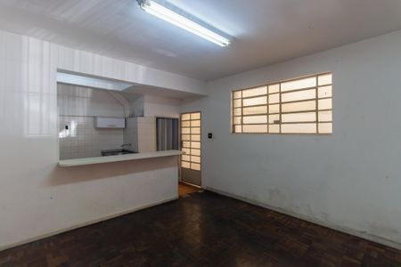 Casa à venda com 220m², 2 quartos e 4 vagas Casa à venda com 220m², 2 quartos e 4 vagasCasa 2 - Sala