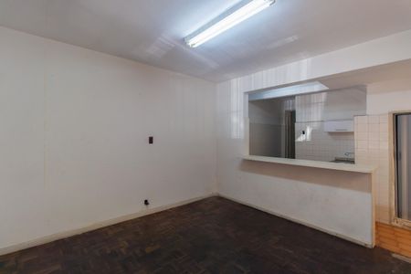 Casa à venda com 220m², 2 quartos e 4 vagas Casa à venda com 220m², 2 quartos e 4 vagasCasa 2 - Sala