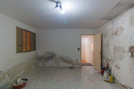 Casa à venda com 220m², 2 quartos e 4 vagas Casa à venda com 220m², 2 quartos e 4 vagasCasa 2 - Quarto