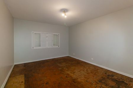 Casa à venda com 220m², 2 quartos e 4 vagas Casa à venda com 220m², 2 quartos e 4 vagasQuarto 1