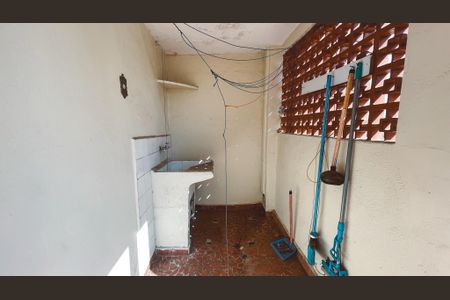 Casa à venda com 239m², 3 quartos e 1 vaga Casa à venda com 239m², 3 quartos e 1 vagaÁrea de Serviço