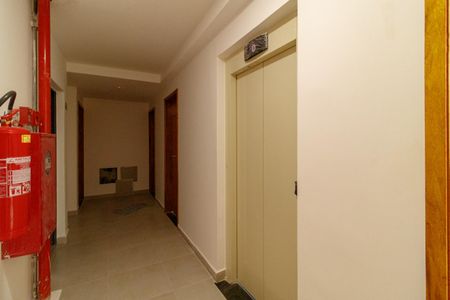 Apartamento à venda com 44m², 2 quartos e sem vaga Apartamento à venda com 44m², 2 quartos e sem vagaÁrea comum