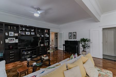 Apartamento à venda com 270m², 5 quartos e 1 vagaSala