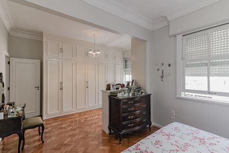 Apartamento à venda com 270m², 5 quartos e 1 vagaSuíte