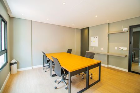 Apartamento à venda com 39m², 2 quartos e sem vaga Apartamento à venda com 39m², 2 quartos e sem vagaÁrea comum - Espaço trabalho