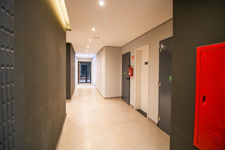 Apartamento à venda com 39m², 2 quartos e sem vaga Apartamento à venda com 39m², 2 quartos e sem vagaHall de entrada