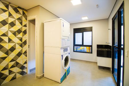 Apartamento à venda com 39m², 2 quartos e sem vaga Apartamento à venda com 39m², 2 quartos e sem vagaÁrea comum - Lavanderia