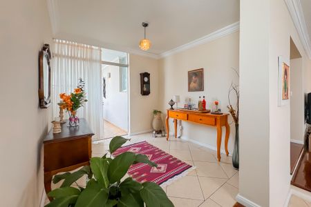 Apartamento à venda com 200m², 3 quartos e 1 vaga Apartamento à venda com 200m², 3 quartos e 1 vagaSala