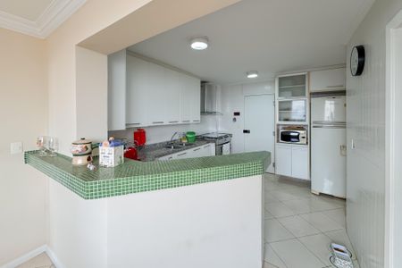 Apartamento à venda com 200m², 3 quartos e 1 vaga Apartamento à venda com 200m², 3 quartos e 1 vagaCozinha
