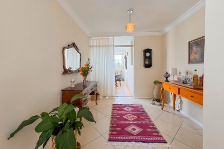 Apartamento à venda com 200m², 3 quartos e 1 vaga Apartamento à venda com 200m², 3 quartos e 1 vagaSala