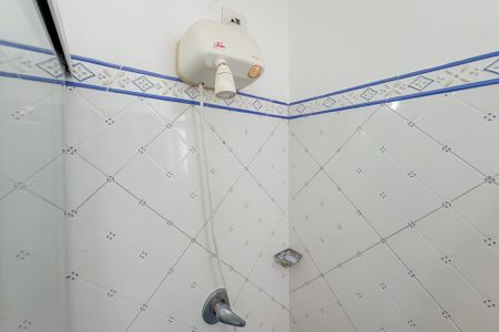 Apartamento à venda com 200m², 3 quartos e 1 vaga Apartamento à venda com 200m², 3 quartos e 1 vagaBanheiro da Suíte 2