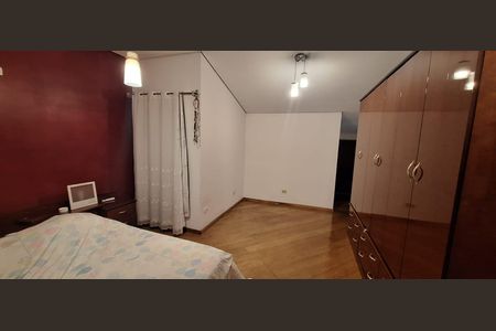 Casa à venda com 282m², 4 quartos e 3 vagasQuarto 2