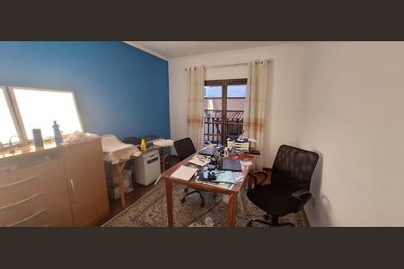 Casa à venda com 282m², 4 quartos e 3 vagasEscritório 