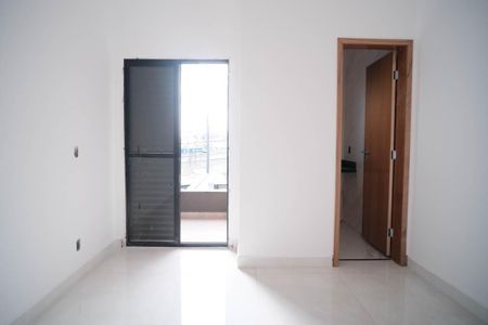 Casa à venda com 79m², 2 quartos e 2 vagasSuíte 1