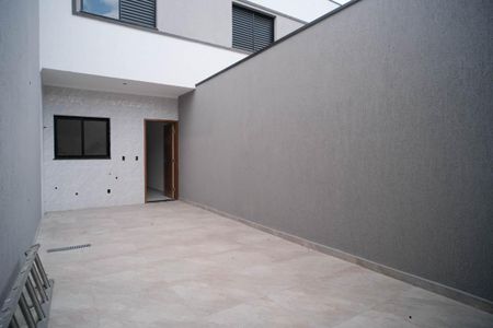 Casa à venda com 79m², 2 quartos e 2 vagasÁrea de Serviço