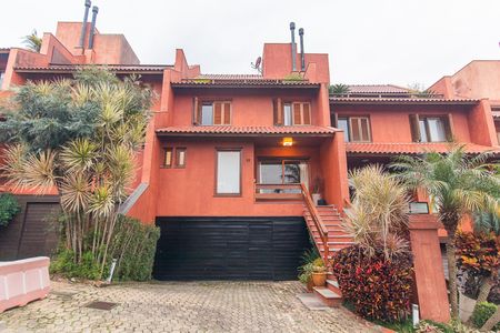 Casa de condomínio à venda com 382m², 3 quartos e 2 vagasFachada