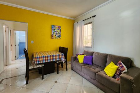 Apartamento à venda com 63m², 3 quartos e 1 vaga Apartamento à venda com 63m², 3 quartos e 1 vagaSala