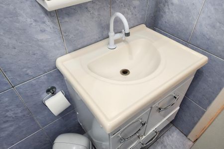 Apartamento à venda com 63m², 3 quartos e 1 vaga Apartamento à venda com 63m², 3 quartos e 1 vagaBanheiro