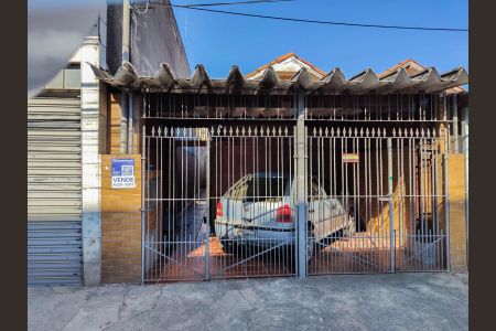 Casa à venda com 178m², 4 quartos e 2 vagas Casa à venda com 178m², 4 quartos e 2 vagasFachada