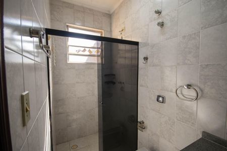 Casa à venda com 178m², 4 quartos e 2 vagas Casa à venda com 178m², 4 quartos e 2 vagasBanheiro 3