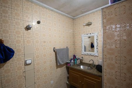 Casa à venda com 178m², 4 quartos e 2 vagas Casa à venda com 178m², 4 quartos e 2 vagasBanheiro 1