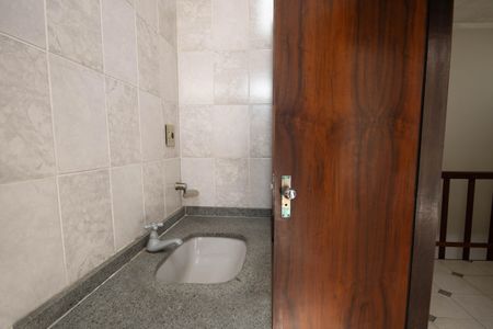 Casa à venda com 178m², 4 quartos e 2 vagas Casa à venda com 178m², 4 quartos e 2 vagasBanheiro 3