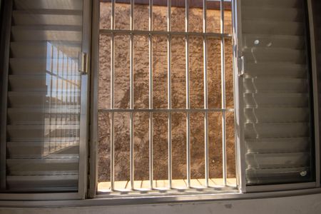 Casa à venda com 178m², 4 quartos e 2 vagas Casa à venda com 178m², 4 quartos e 2 vagasVista do Quarto 3