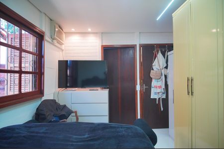 Casa à venda com 102m², 3 quartos e 3 vagasSuíte