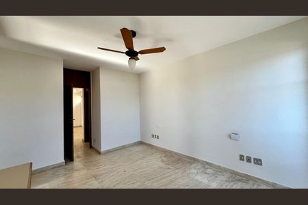 Apartamento à venda com 380m², 5 quartos e 3 vagasQuarto 2