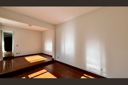 Apartamento à venda com 380m², 5 quartos e 3 vagasSala