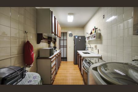 Apartamento à venda com 75m², 2 quartos e 1 vagaCozinha e Área de Serviço