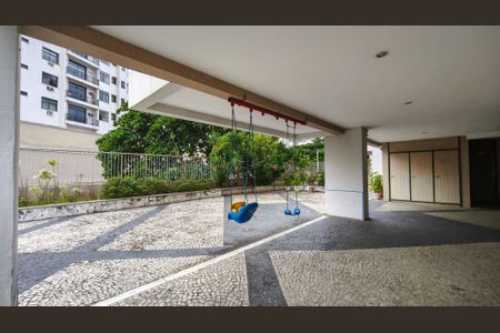 Apartamento à venda com 75m², 2 quartos e 1 vagaÁrea comum - Playground