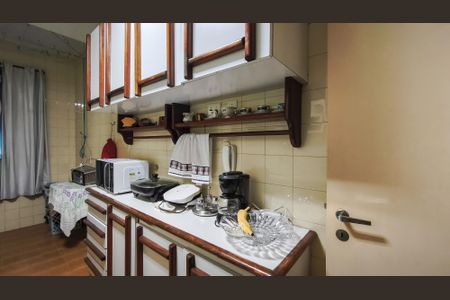 Apartamento à venda com 75m², 2 quartos e 1 vagaCozinha e Área de Serviço