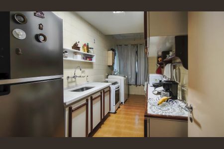 Apartamento à venda com 75m², 2 quartos e 1 vagaCozinha e Área de Serviço