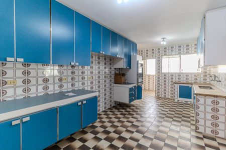 Apartamento à venda com 180m², 4 quartos e 2 vagasCozinha