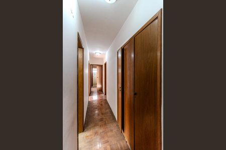 Apartamento à venda com 180m², 4 quartos e 2 vagasCorredor